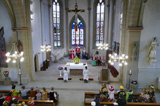 Naumburger Prinzenpaare mit Hofnarren besuchen den Kindergottesdienst (Foto: Karl-Franz Thiede)